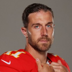 Alex Smith Net Worth-Know income,wife,children,career&achievements of football player