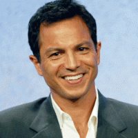 Benjamin Bratt Net Worth, Know About His Career, Early Life, Personal Life, Social Media Profile