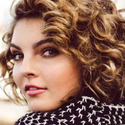 Camren Bicondova haircut