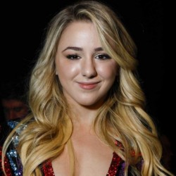 Chloe Lukasiak Net Worth: Know her earnings, movies,TVSeries, book, YouTube,sisters