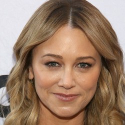 Christine Taylor Net Worth:Lets know the earnings,salary,movies, career, relationship & affairs