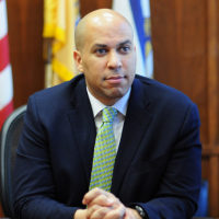 Cory Booker Net Worth: Know his earnings,politics, education, relationship, twitter