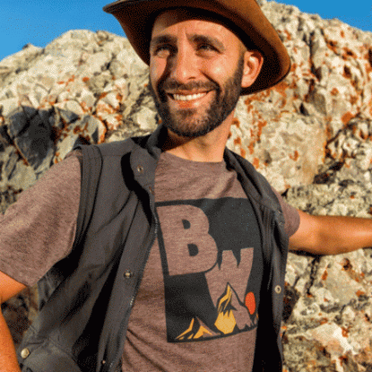 coyote-peterson-net-worth-415-415.gif