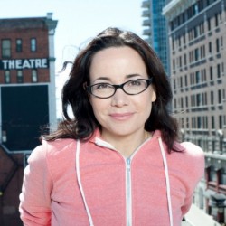 Janeane Garofalo Net Worth|Wiki|Know her earnings, Career, TV Shows, Movies, Age, Personal Life