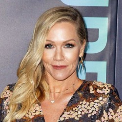 Jennie Garth Net Worth: Know her earnings, movies, tvshows age, husband, children