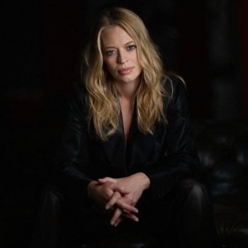 Jeri Ryan Net Worth|Wiki: Know her earnings, Career, Movies, TV shows, Age, Husband, Children 
