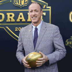 Jim Kelly Net Worth: Know his income source, career,achievements, family,cancer illness