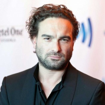 Johnny Galecki Net Worth | Wiki: Know his earnings, movies, tv shows, girlfriend, affair, child