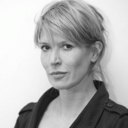 Julia Davis Net Worth, Know About Julia Davis Career, Early Life, Personal Life