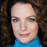 Kimberly Williams Net Worth|Wiki|Career|Bio: Know her earnings, movies, tv Shows, husband, age