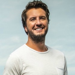 Luke Bryan Net Worth|Wiki: know his earnings, career, Songs, Achievements, Albums, Personal life.