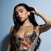 Madison Beer Net Worth|Wiki| A Singer, her earning, Career, Songs & Albums, Relationships, Age