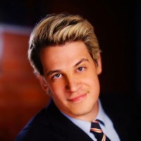 Milo Yiannopoulos Net Worth-Let’s find out who is Milo Yiannopoulos, income, career & relationship