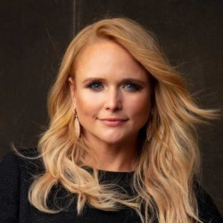 Miranda Lambert Net Worth|Wiki: A singer, her earnings, salary, songs, albums, husband, tour