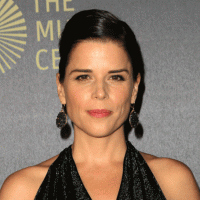 Neve Campbell Net Worth, Know About Her Career, Early Life, Personal Life, Assets