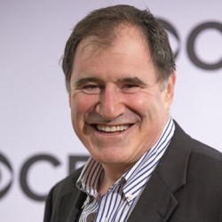 Richard Kind Net Worth|Wiki: Know his earnings, Career, Movies, TV shows, Achievements, Wife, Kids