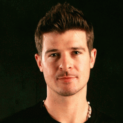 Robin Thicke Net Worth- know more about Robin's Income, Assets & Lawsuit