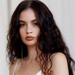 Sabrina Claudio Net Worth|Wiki|Know her Net worth, Career, Musics, Albums, Age, Height 
