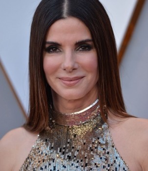 Sandra Bullock Net Worth and Know her career, movies, assets, personal life
