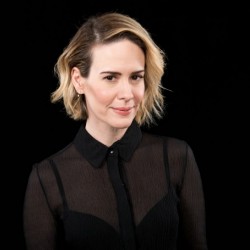 Sarah Paulson Net Worth and Know her Career, movies, affairs, awards, social profile