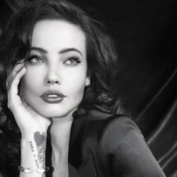 Stephanie Corneliussen Net Worth |Wiki| Bio |Actress | Know about her Career, Movies, TV Shows, Age