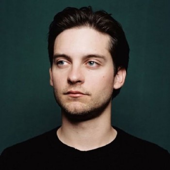 Tobey Maguire Net Worth|Wiki: Know his earnings, Career, Movies, TV shows, Age, Wife, Kids
